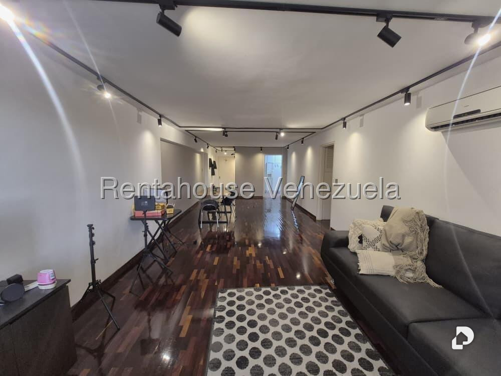 Apartamento en El Cigarral, Caracas – 11