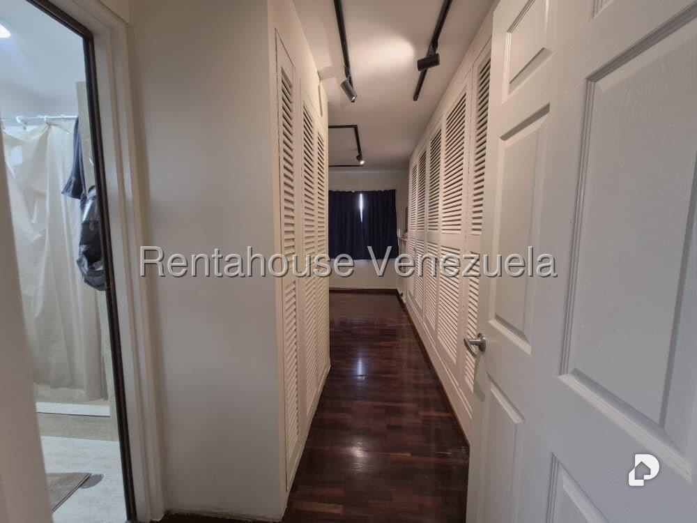 Apartamento en El Cigarral, Caracas – 21