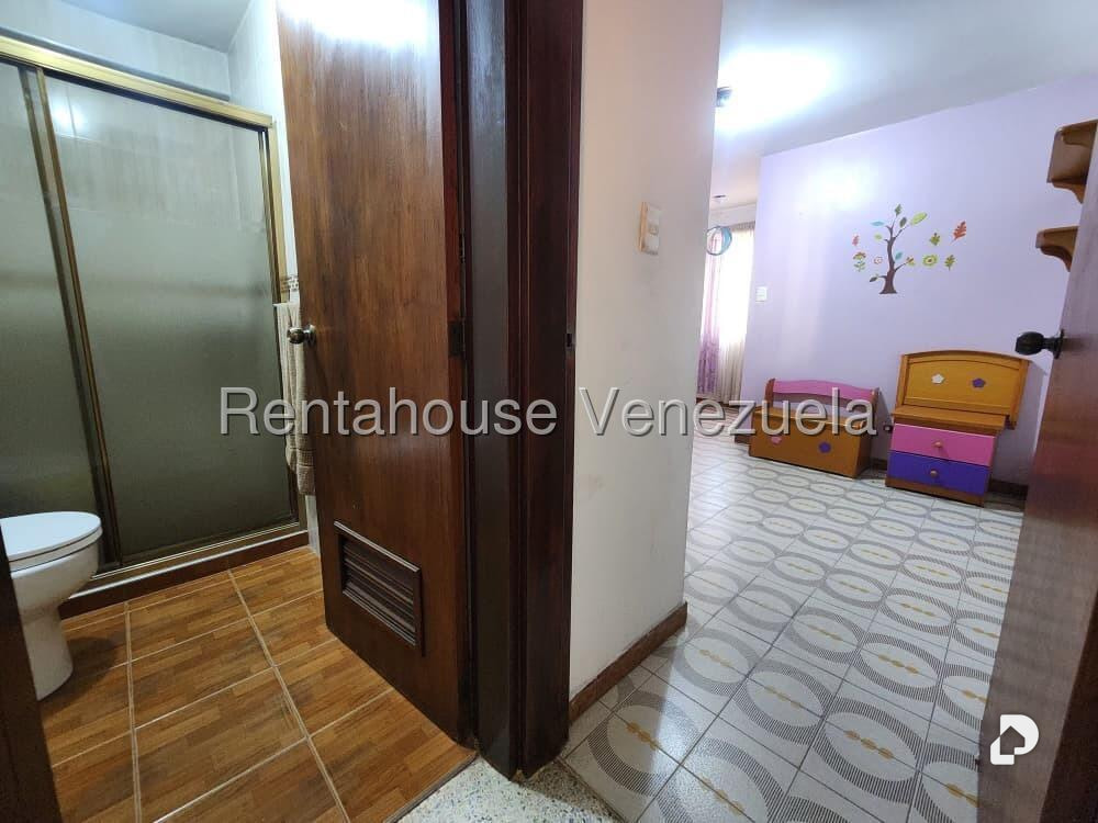 Apartamento en Parroquia San Juan, Caracas – 11
