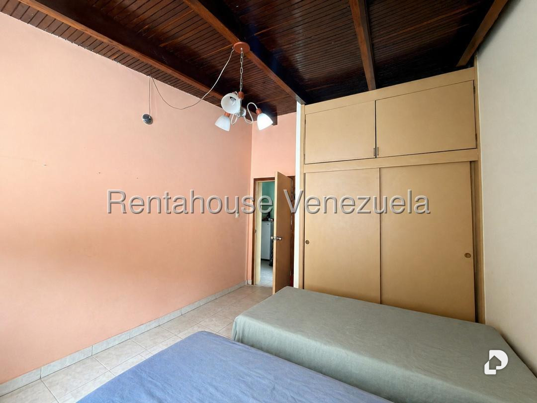 Casa en El Marqués, Caracas – 12