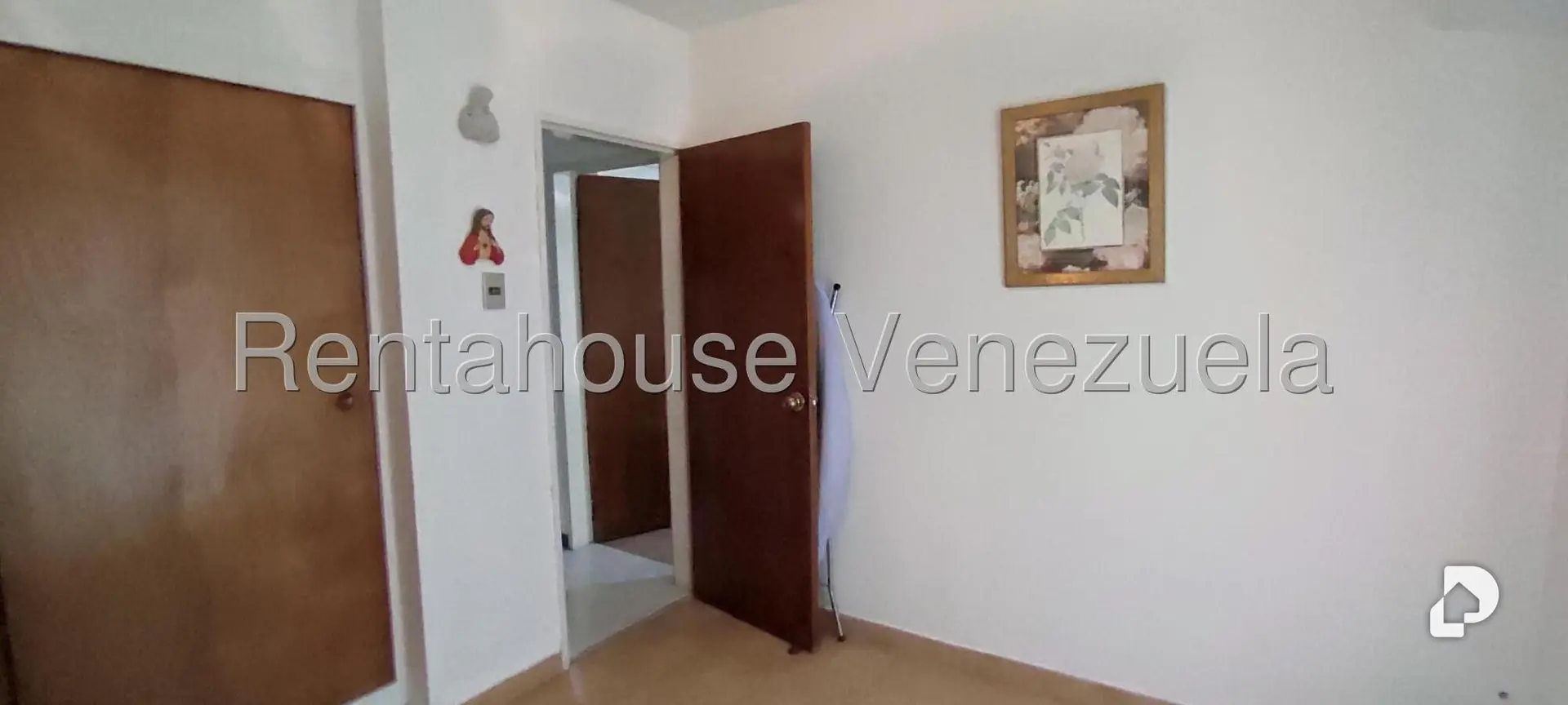 Apartamento en El Paraíso, Caracas – 25