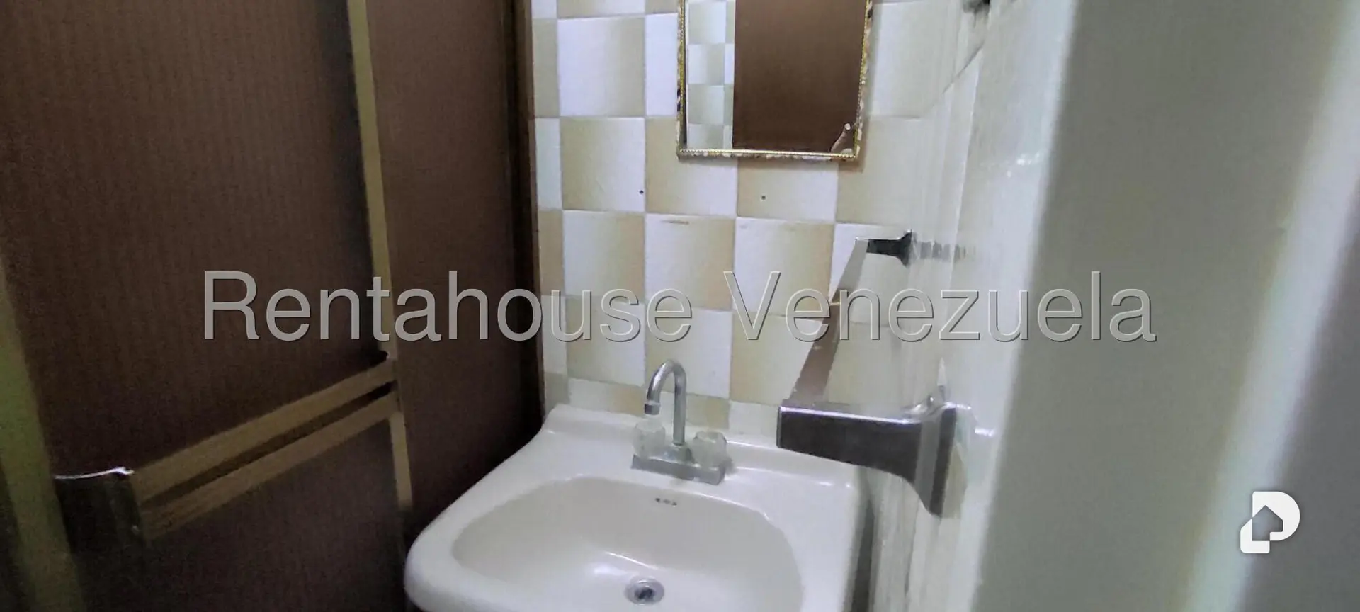 Apartamento en El Paraíso, Caracas – 19