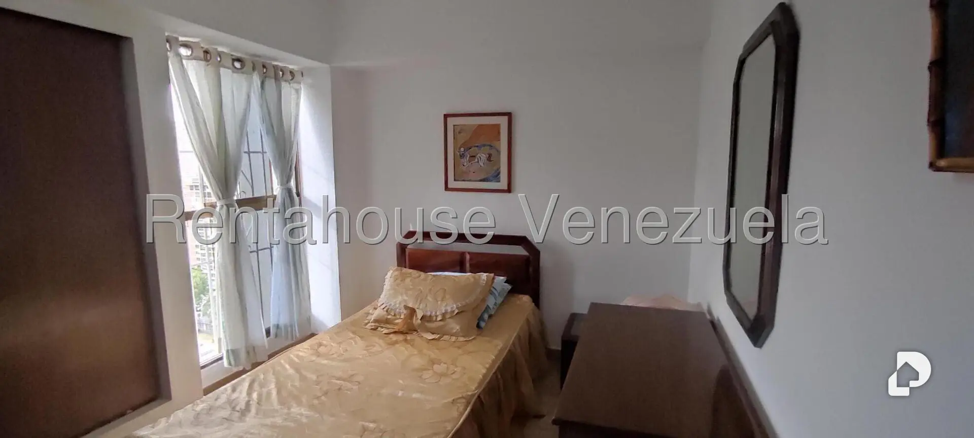 Apartamento en El Paraíso, Caracas – 28