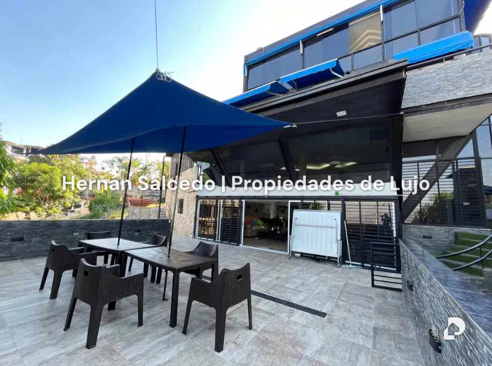 Casa en Lomas de La Lagunita, Caracas – 17