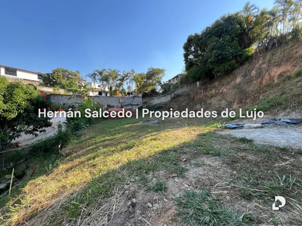 Casa en Lomas de La Lagunita, Caracas – 20