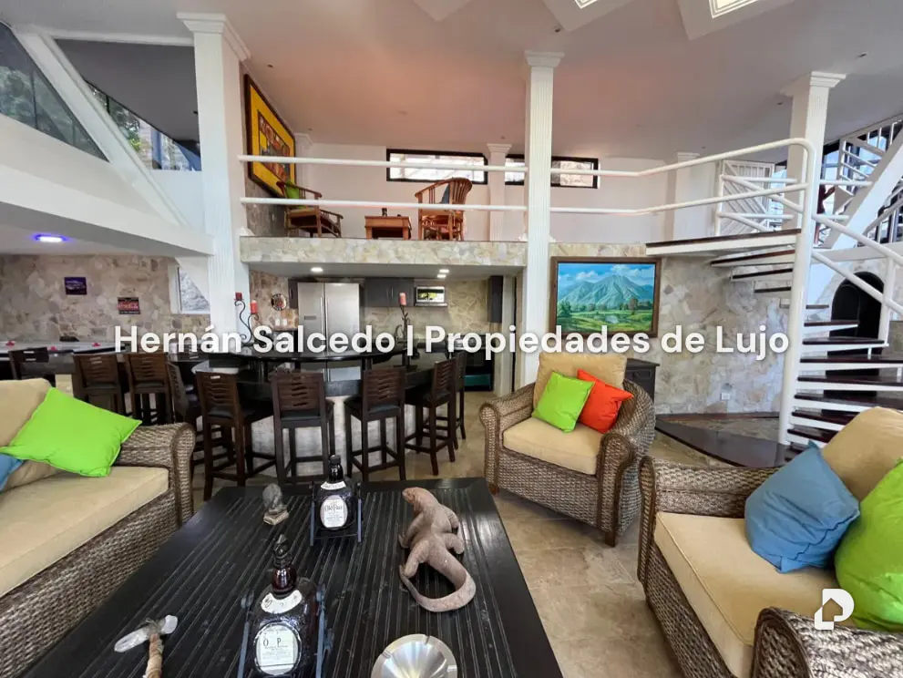 Casa en Lomas de La Lagunita, Caracas – 8