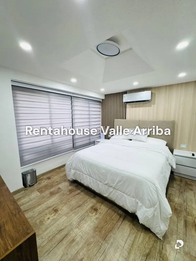 Apartamento en El Rosal, Caracas – 12