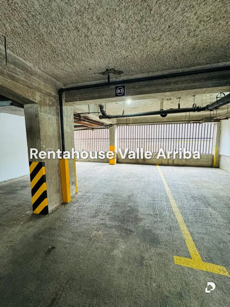 Apartamento en El Rosal, Caracas – 21