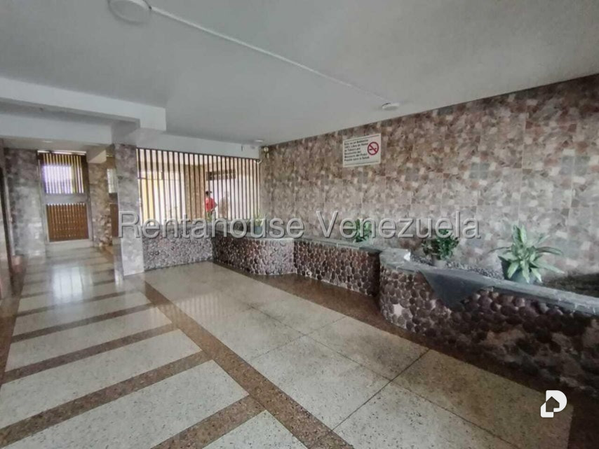Apartamento en Flor Amarillo – 2