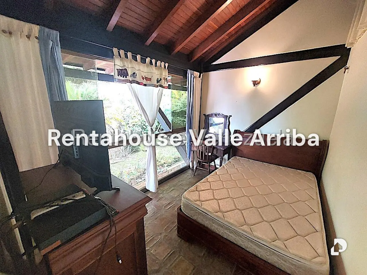 Casa en El Hatillo, Caracas – 22