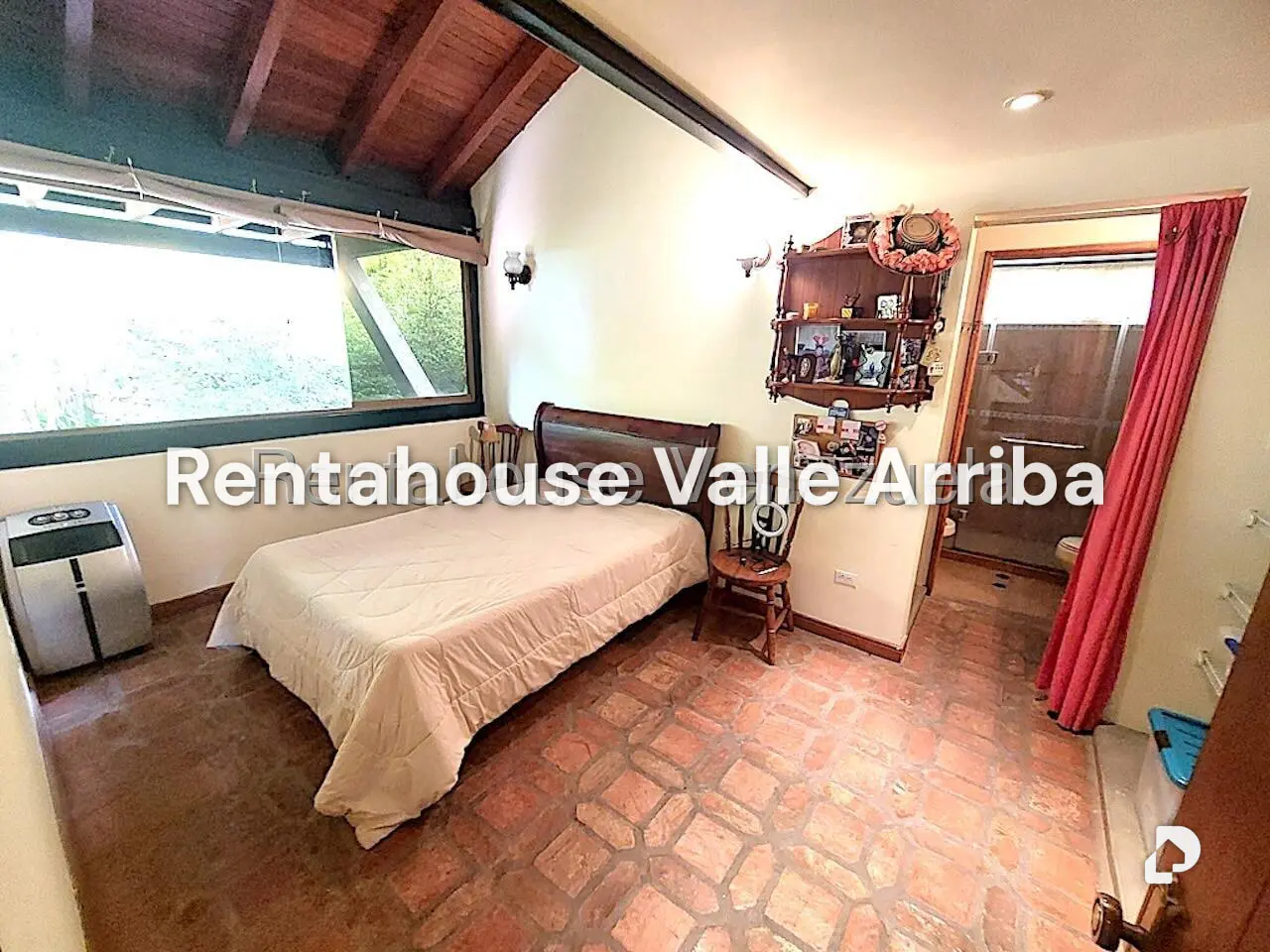 Casa en El Hatillo, Caracas – 19