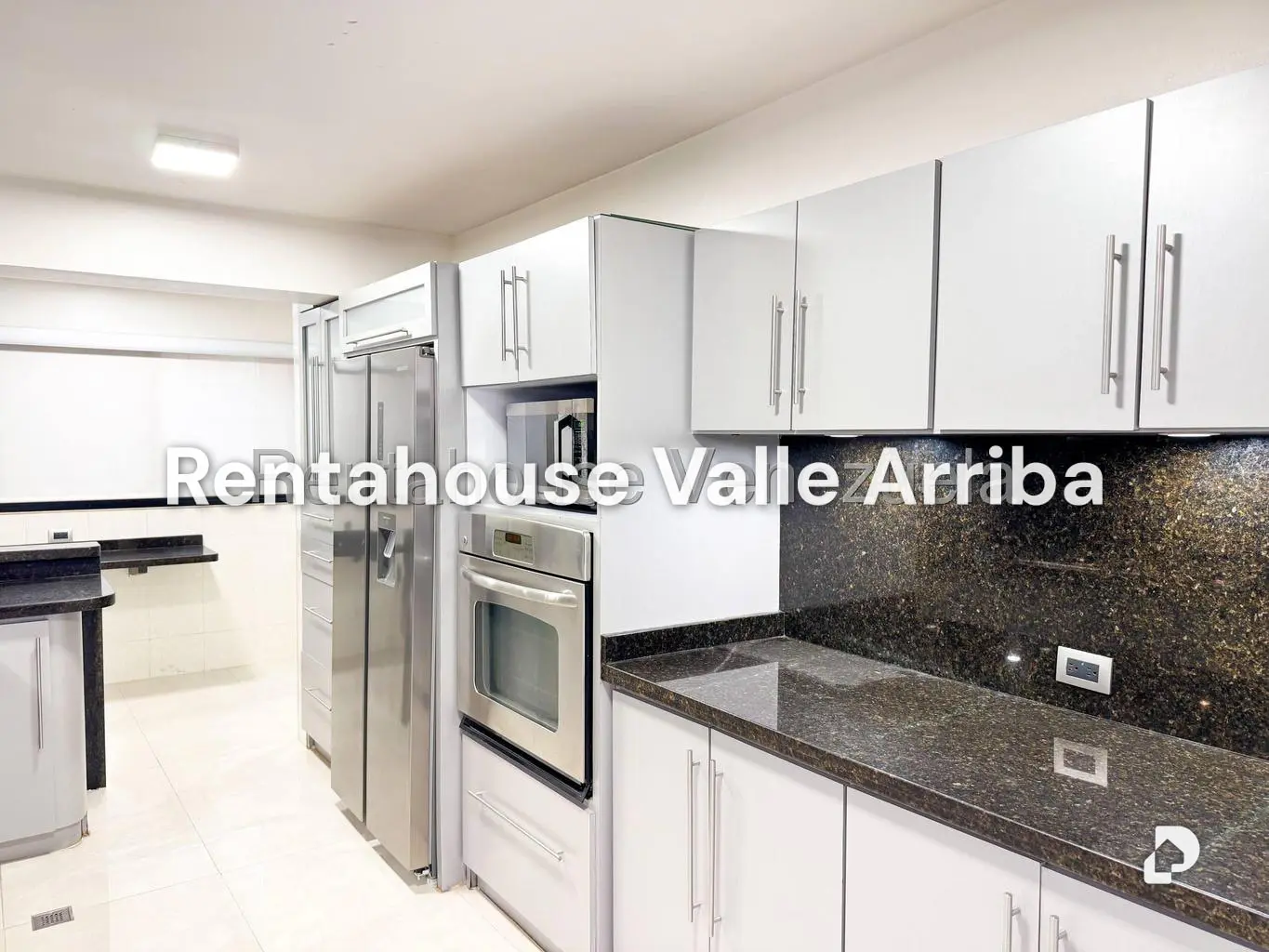 Apartamento en El Rosal, Caracas – 20