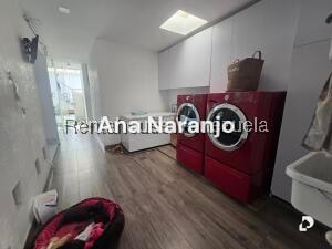 Casa en Macaracuay, Caracas – 15
