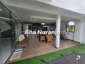 Casa en Macaracuay, Caracas – 14