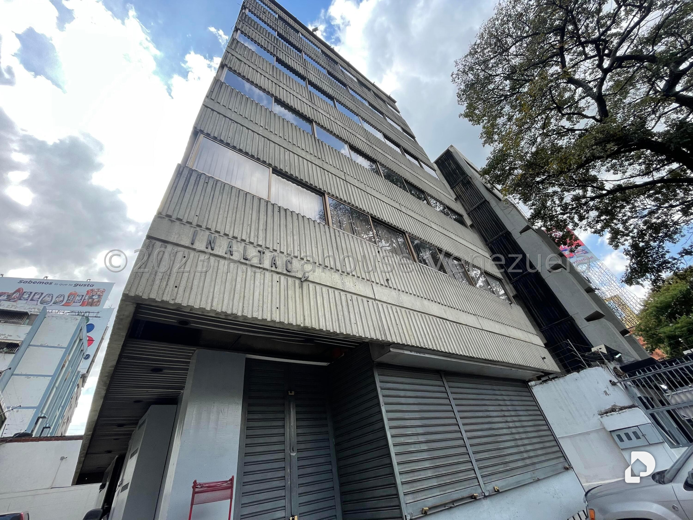 Edificio en Colinas de Bello Monte, Caracas