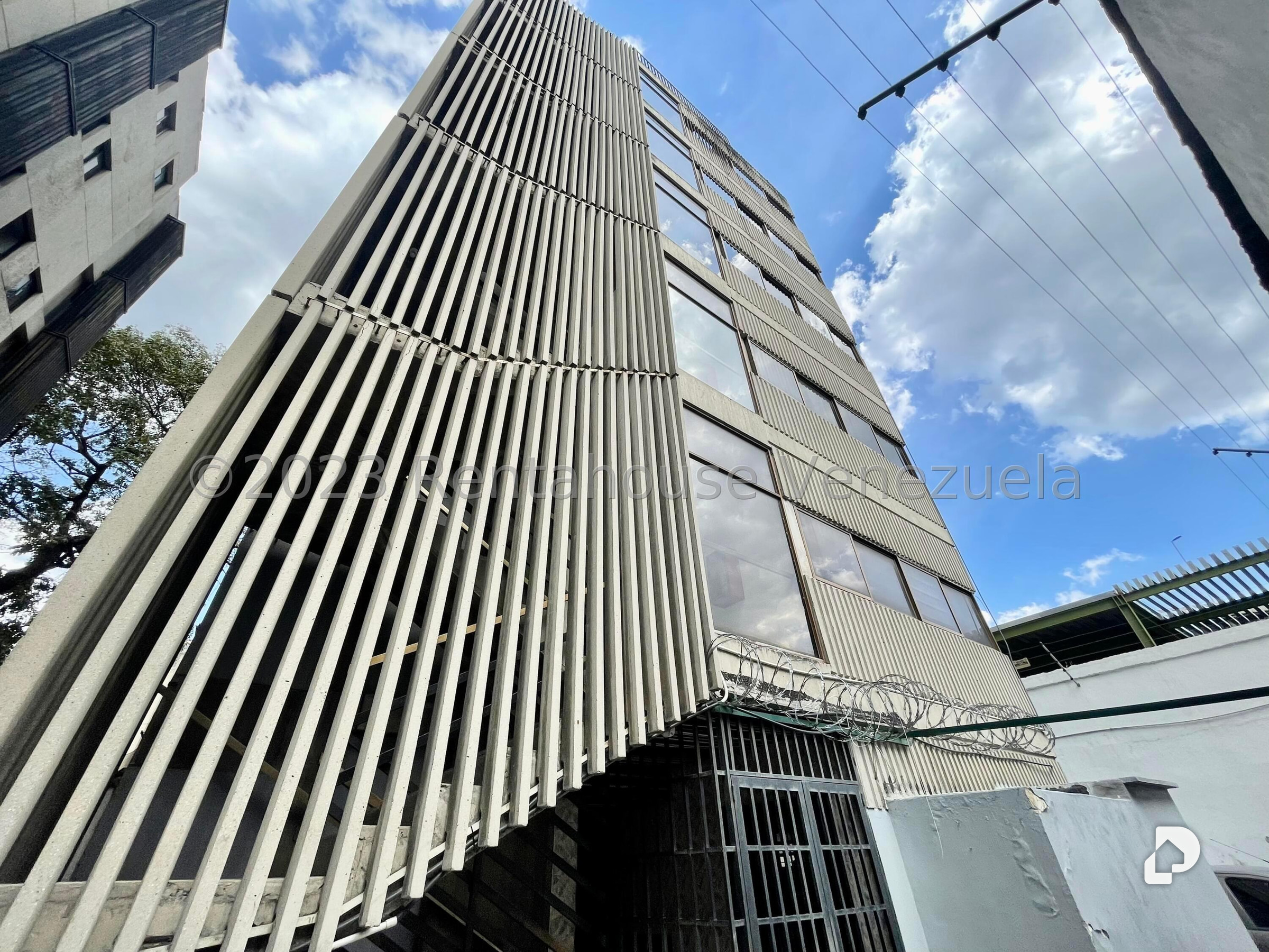 Edificio en Colinas de Bello Monte, Caracas