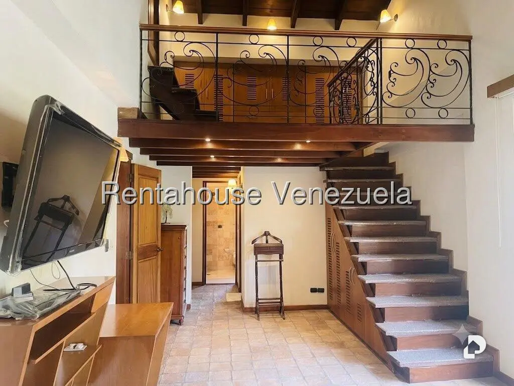 Casa en La Floresta, Caracas – 8