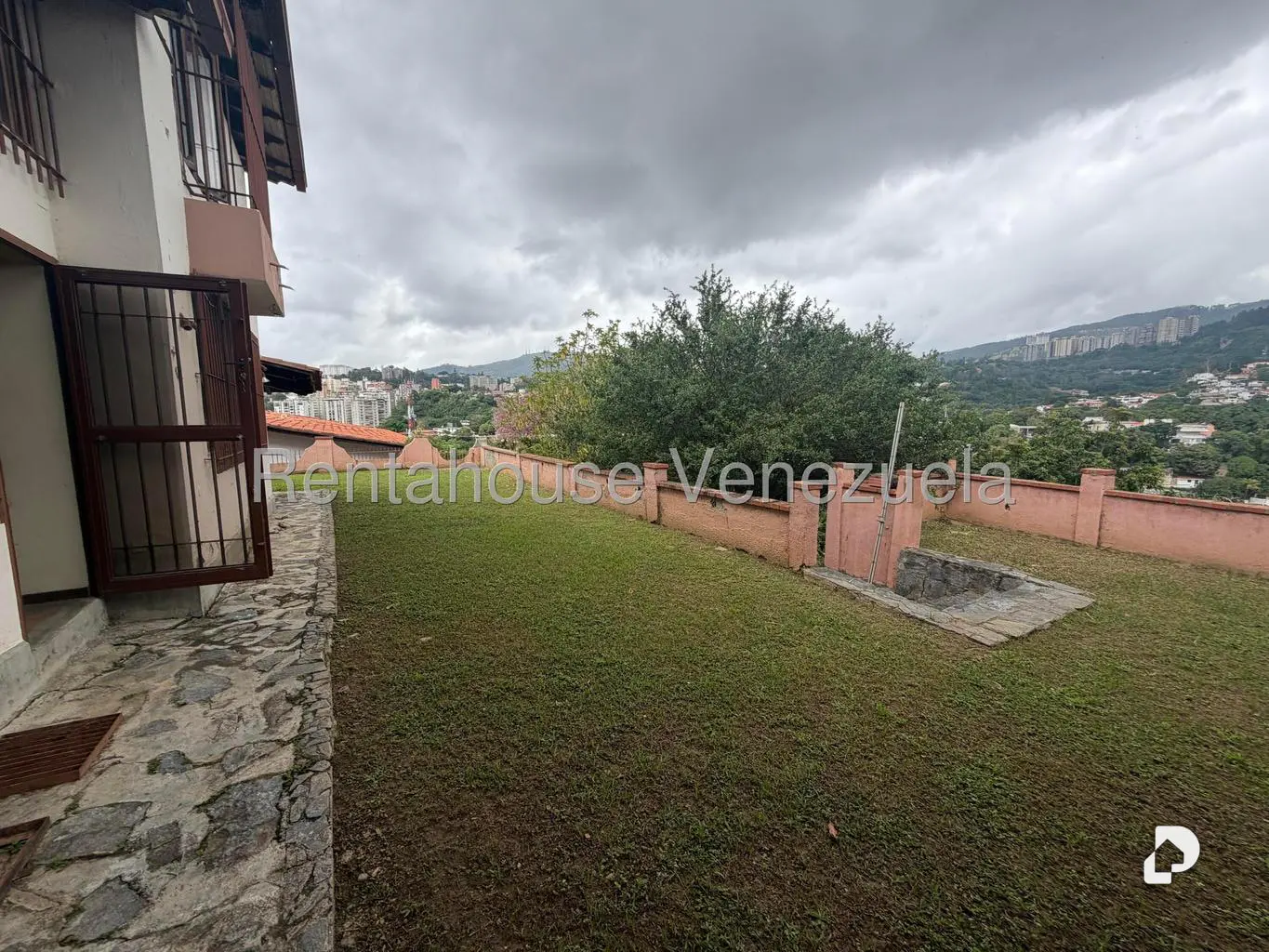 Casa en Prados del Este, Caracas – 14
