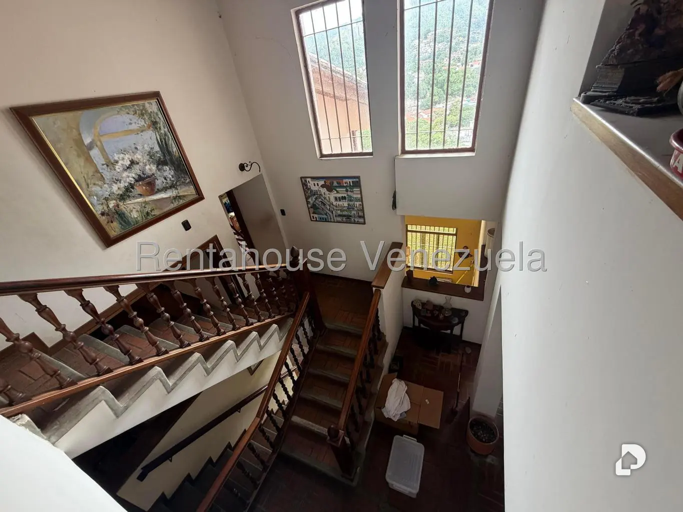 Casa en Prados del Este, Caracas – 28