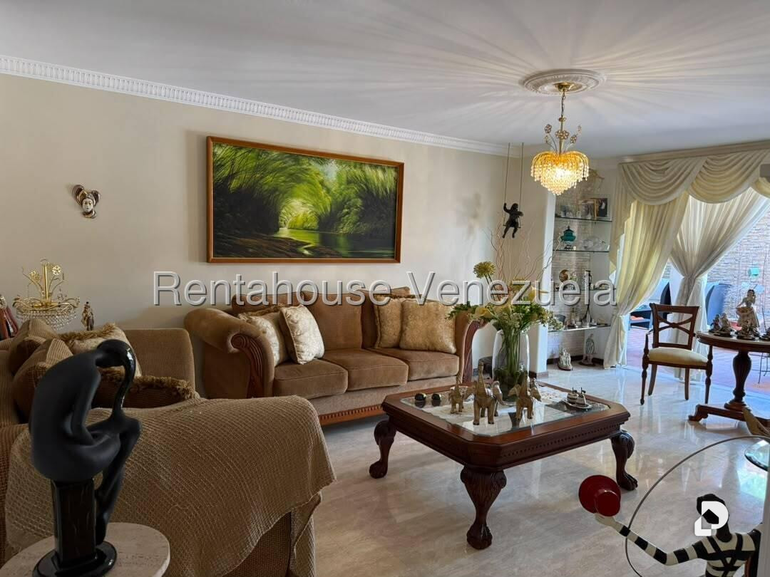 Casa en Santa Paula, Caracas – 22