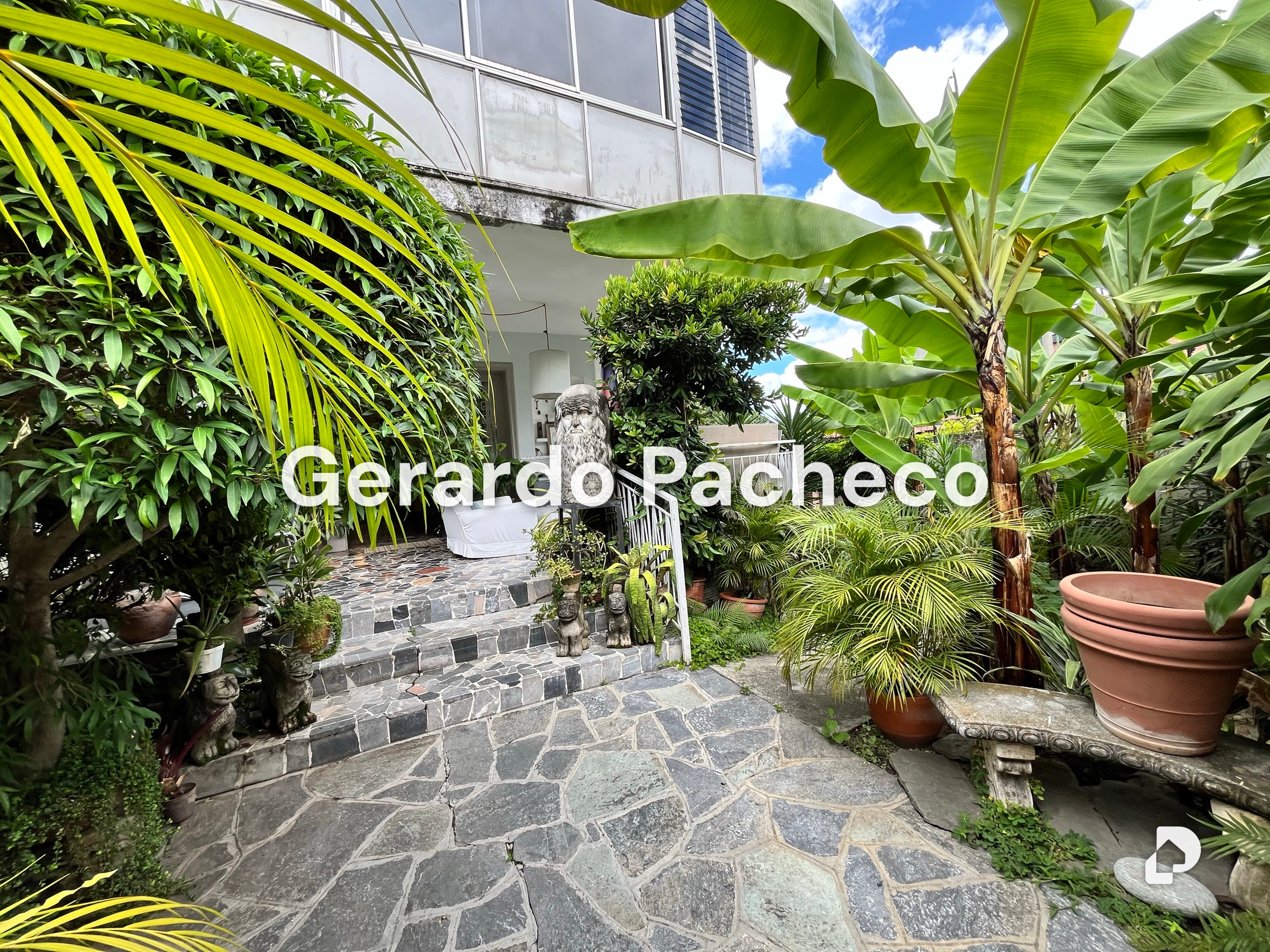 Casa en Altamira, Caracas – 1