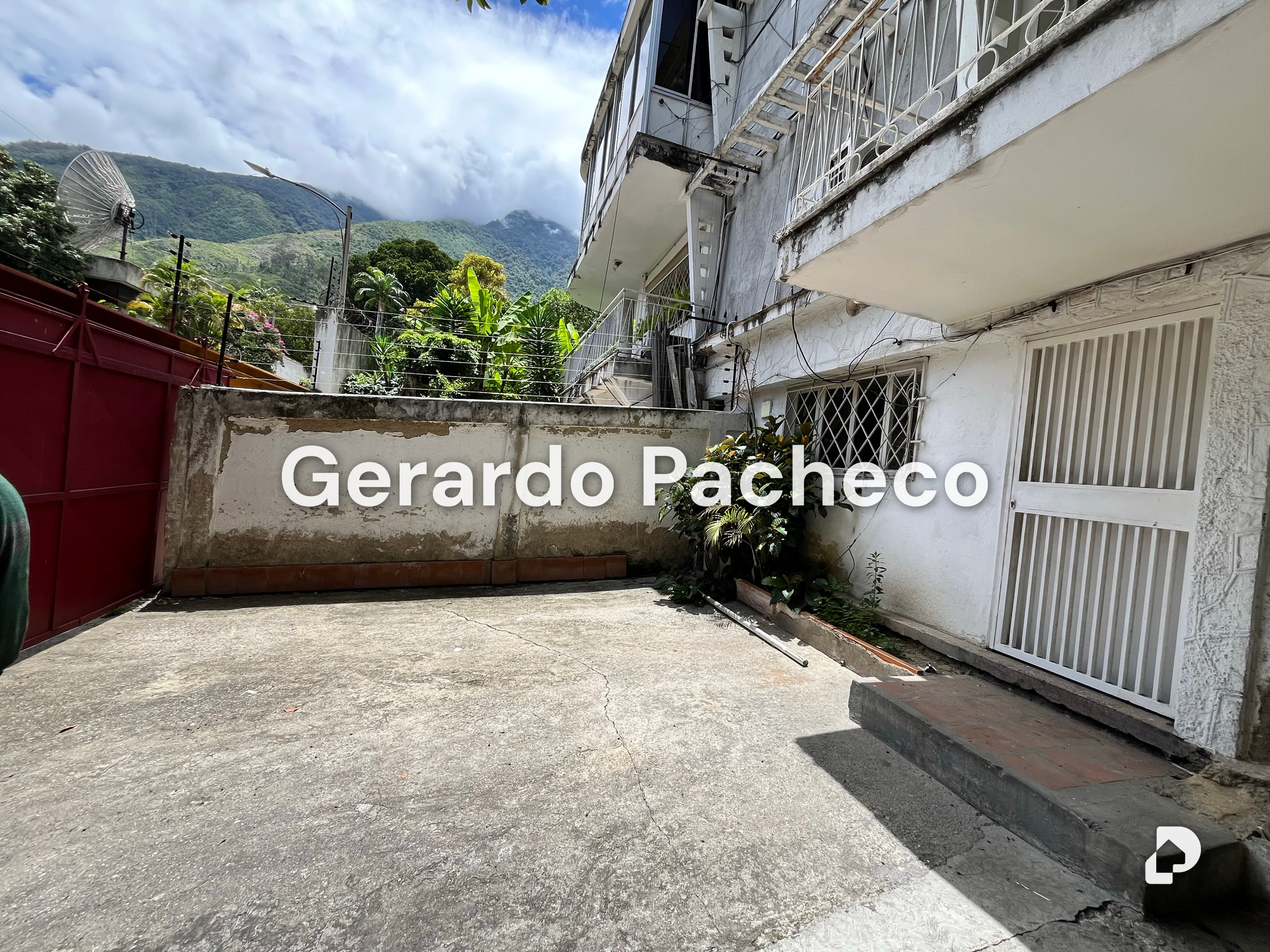 Casa en Altamira, Caracas – 14