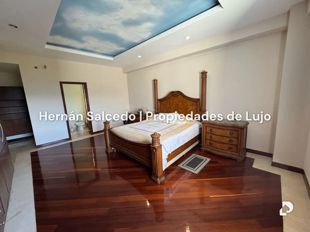 Casa en La Lagunita, Caracas – 22