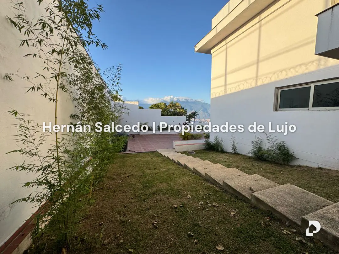 Casa en La Lagunita, Caracas – 29
