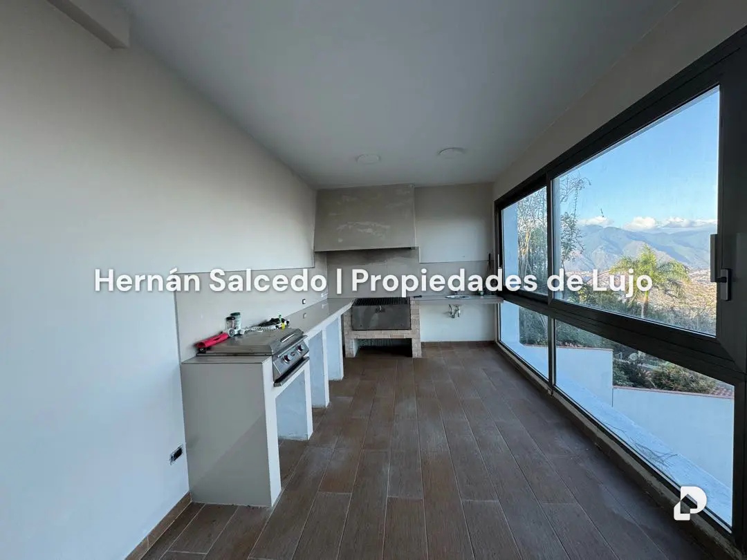 Casa en La Lagunita, Caracas – 18
