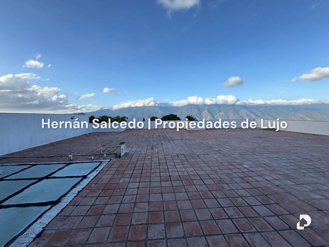 Casa en La Lagunita, Caracas – 26