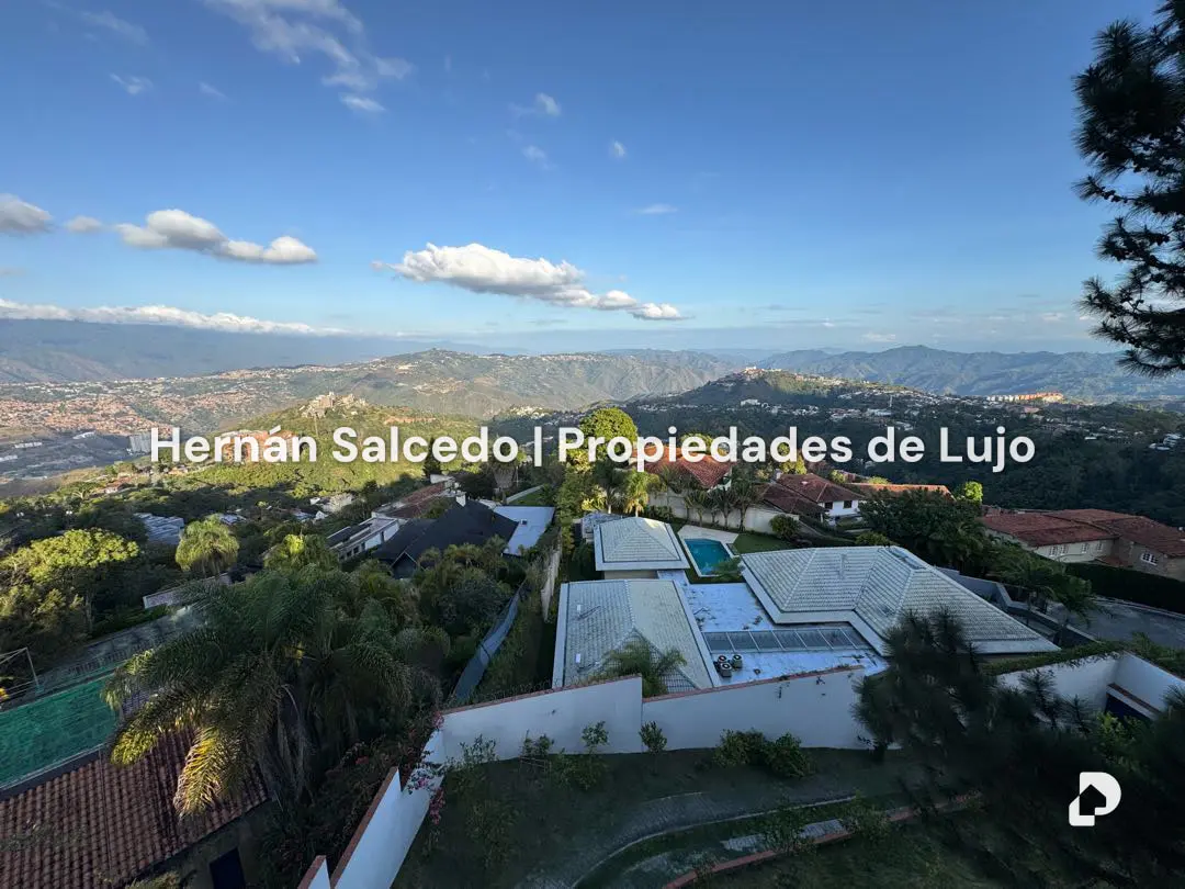 Casa en La Lagunita, Caracas – 24