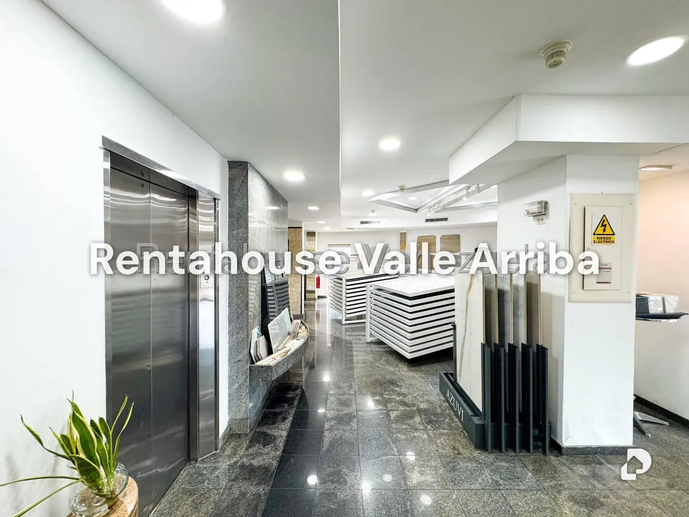 Local comercial en Altamira, Caracas – 11