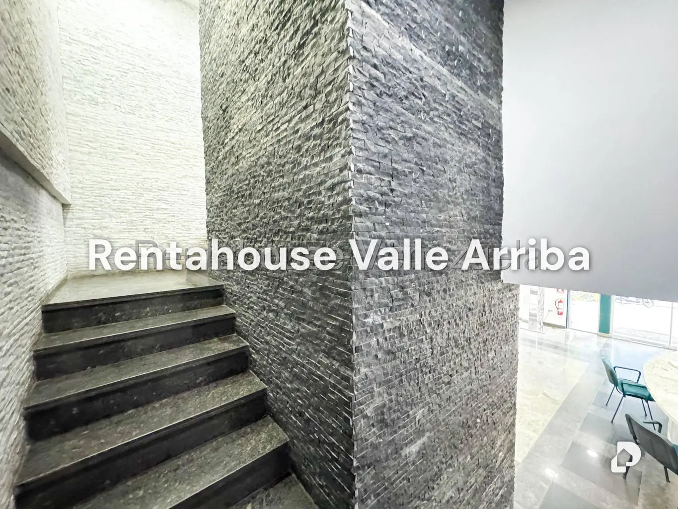 Local comercial en Altamira, Caracas – 18