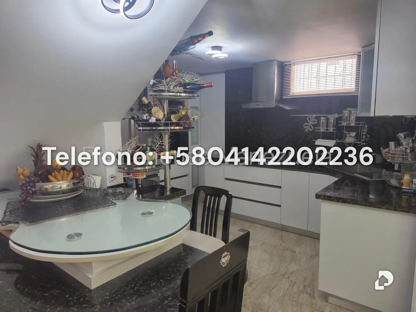 Casa en Cumbres de Curumo, Caracas – 16