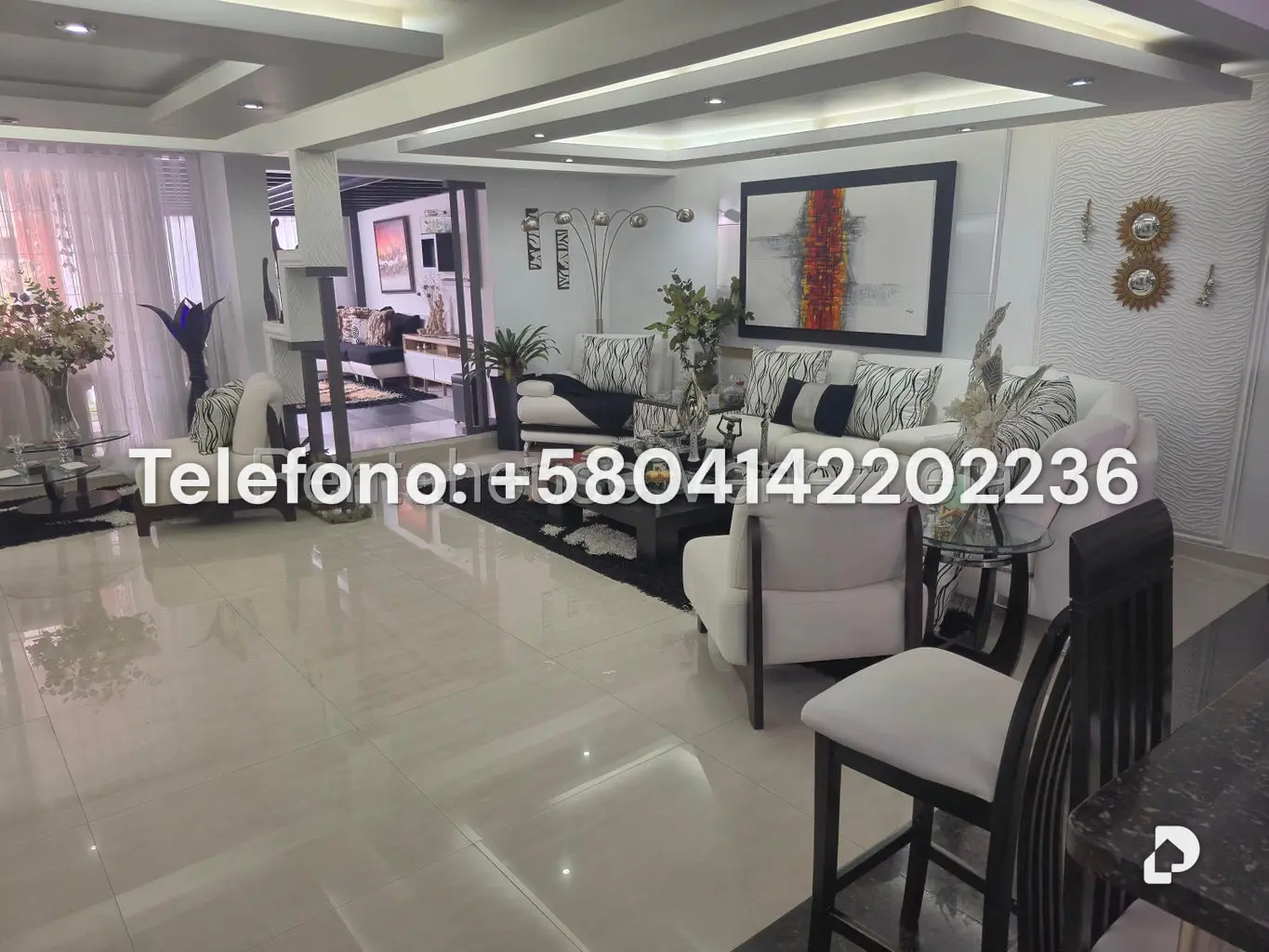 Casa en Cumbres de Curumo, Caracas – 24