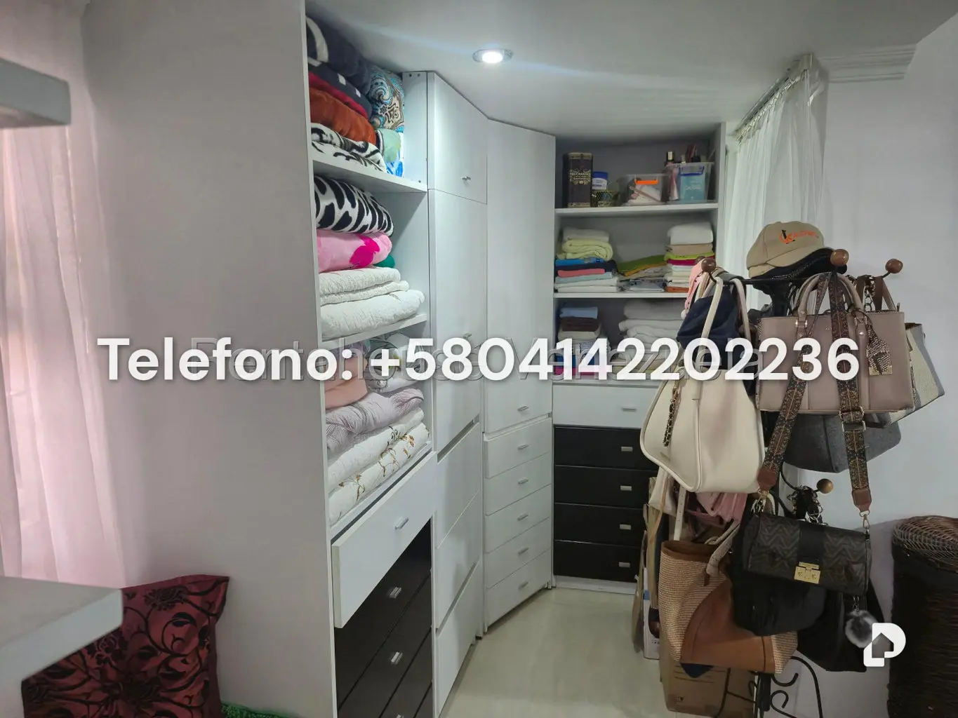 Casa en Cumbres de Curumo, Caracas – 9