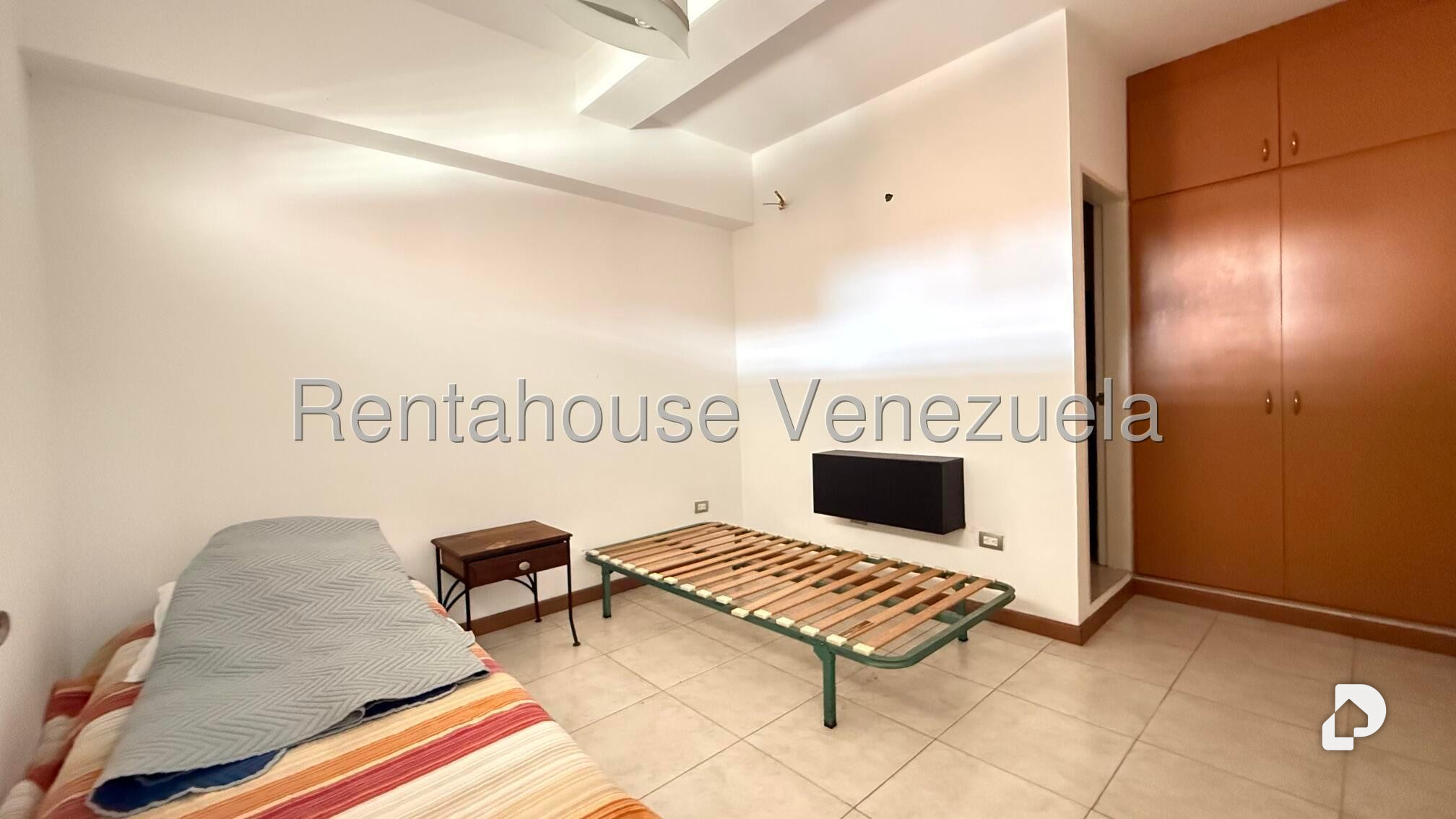Townhouse en Loma Linda, Caracas – 35