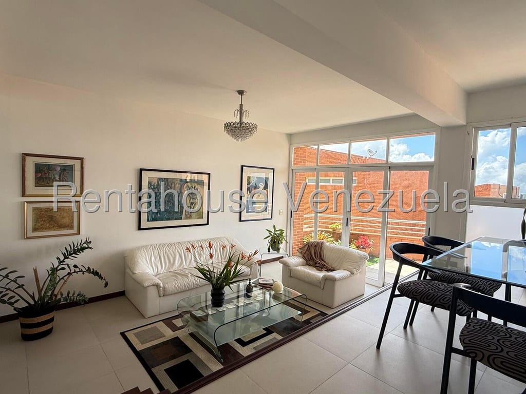 Townhouse en Loma Linda, Caracas - 1
