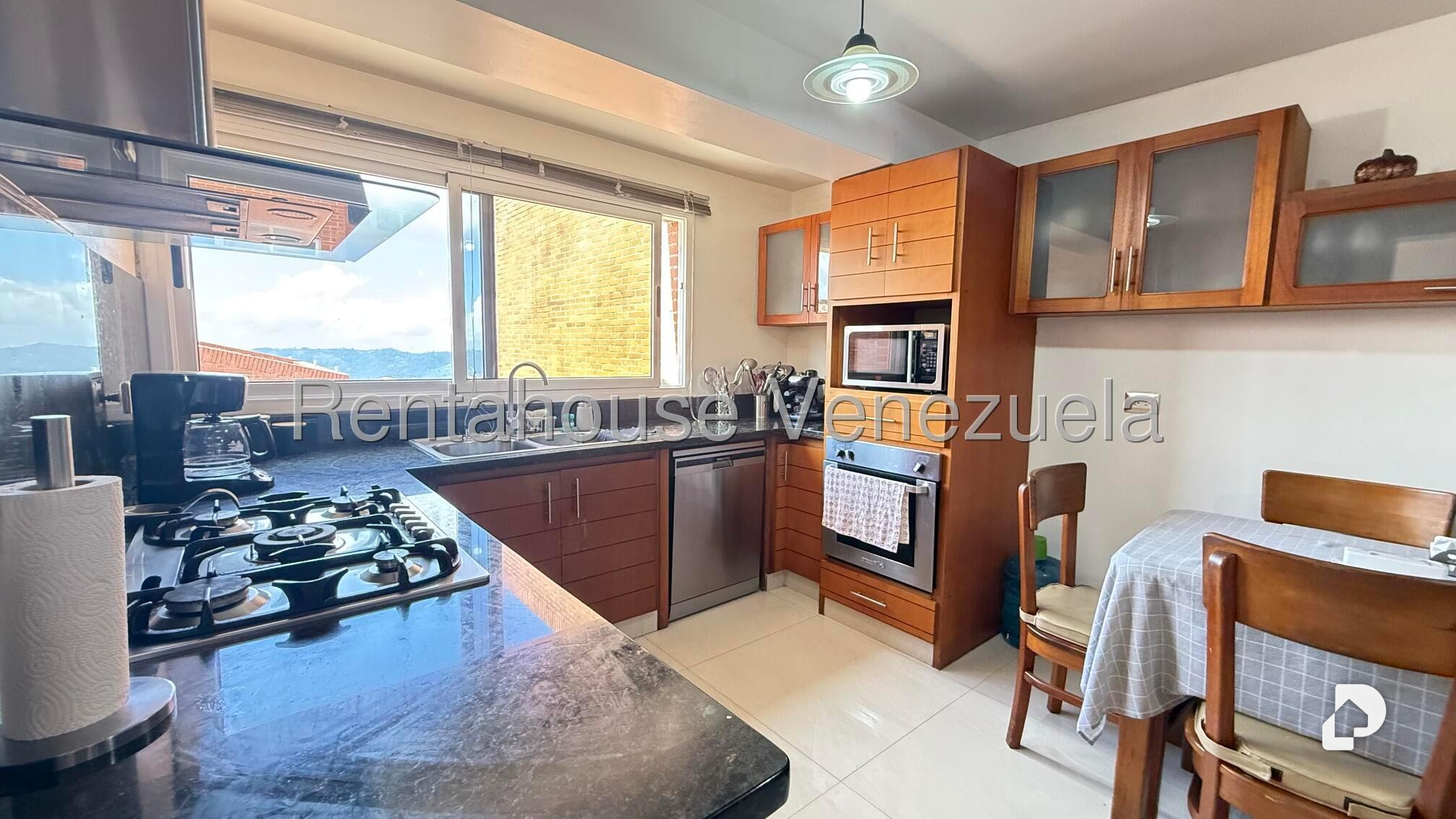 Townhouse en Loma Linda, Caracas – 10