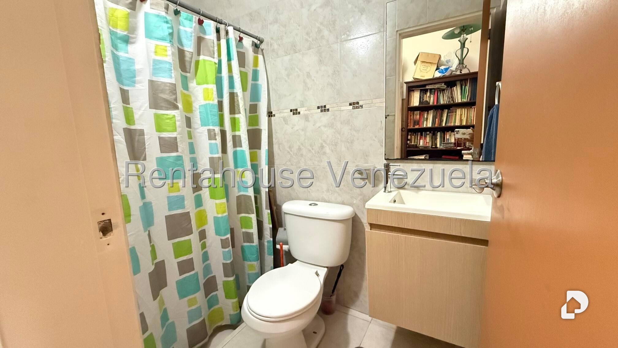 Townhouse en Loma Linda, Caracas – 34