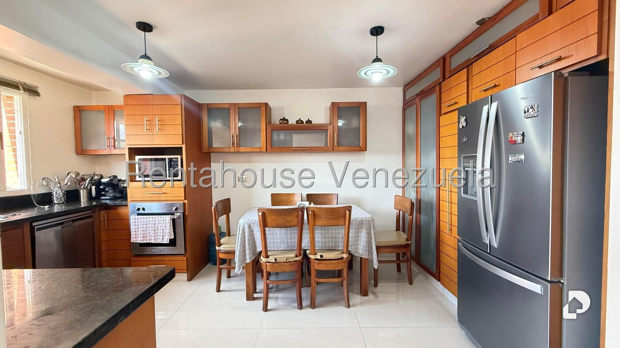 Townhouse en Loma Linda, Caracas – 11