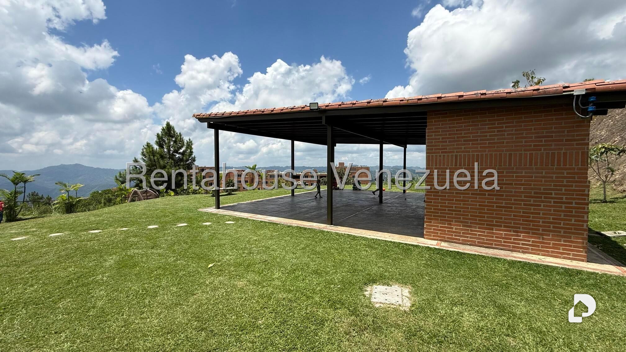 Townhouse en Loma Linda, Caracas – 40