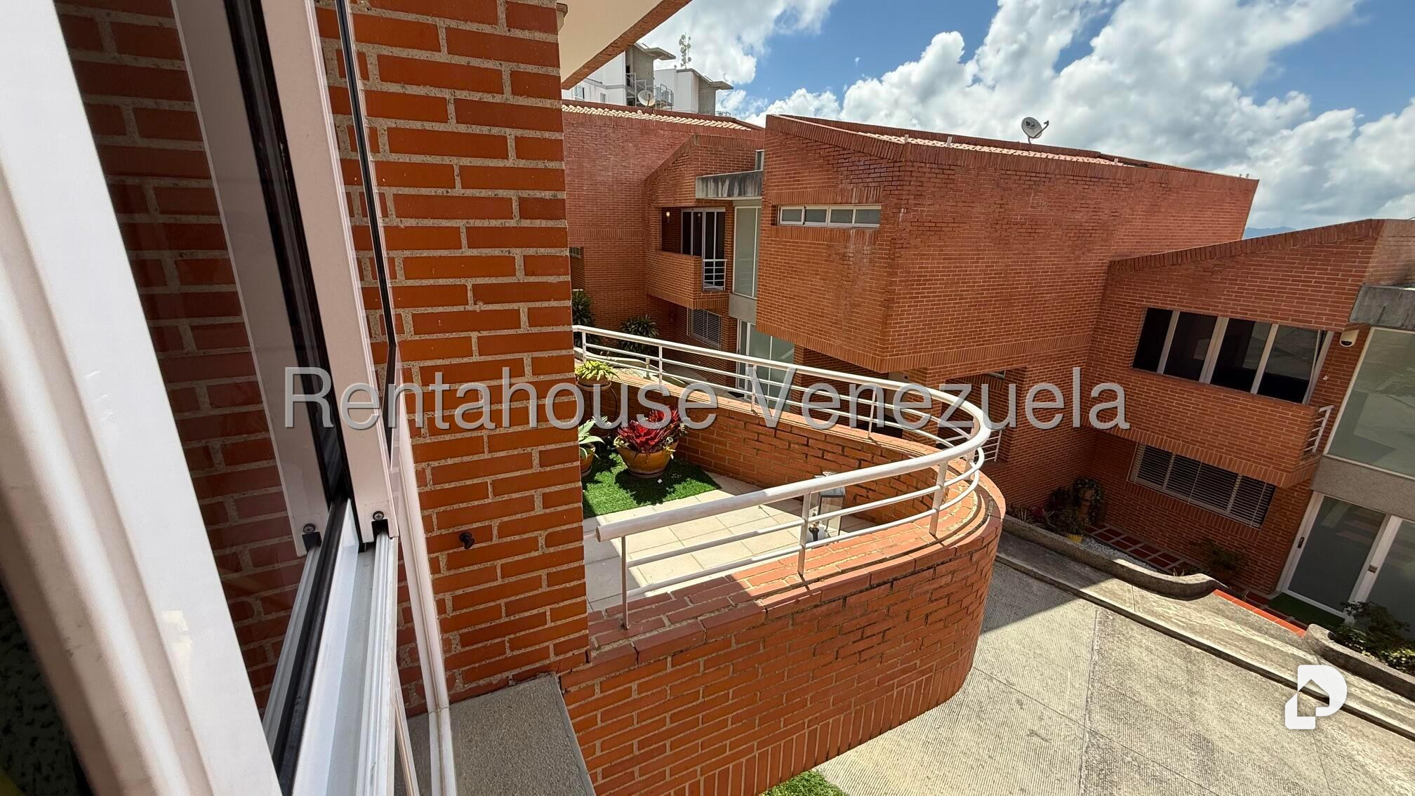 Townhouse en Loma Linda, Caracas – 8