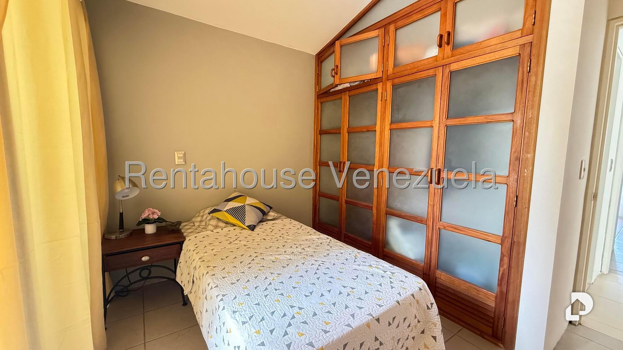 Townhouse en Loma Linda, Caracas – 30