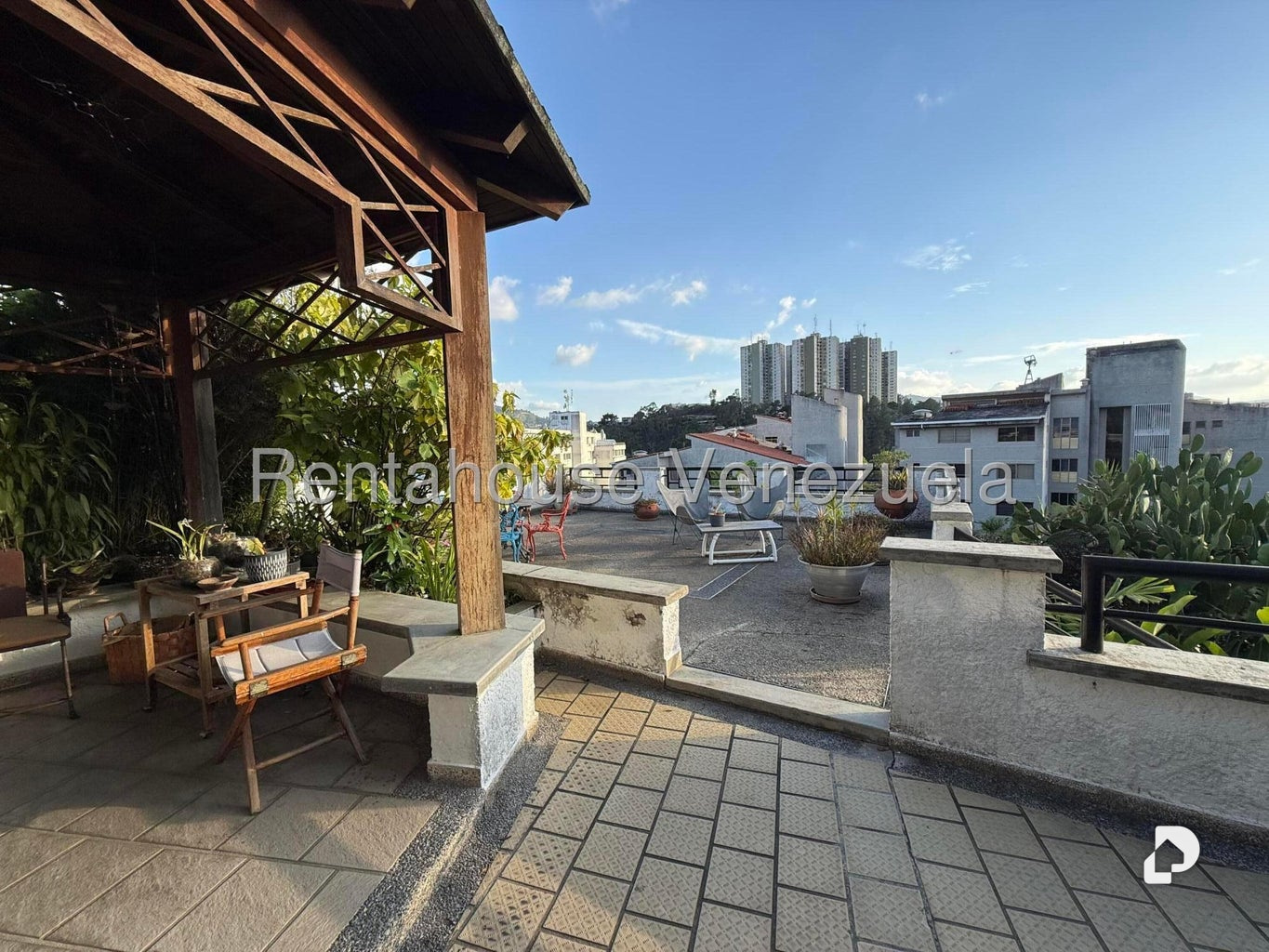 Casa en Los Samanes, Caracas – 9