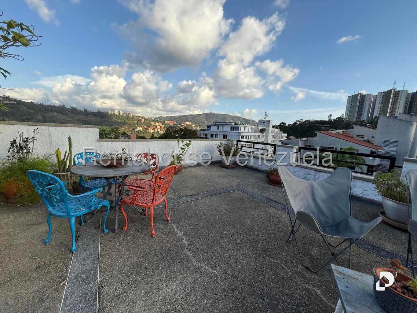 Casa en Los Samanes, Caracas – 11