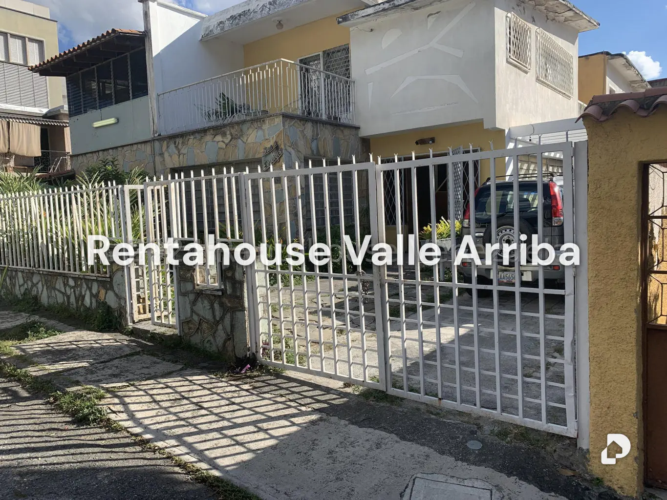 Casa en Campo Claro, Caracas – 2