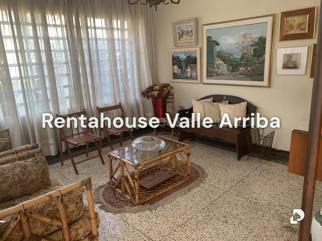 Casa en Campo Claro, Caracas – 23