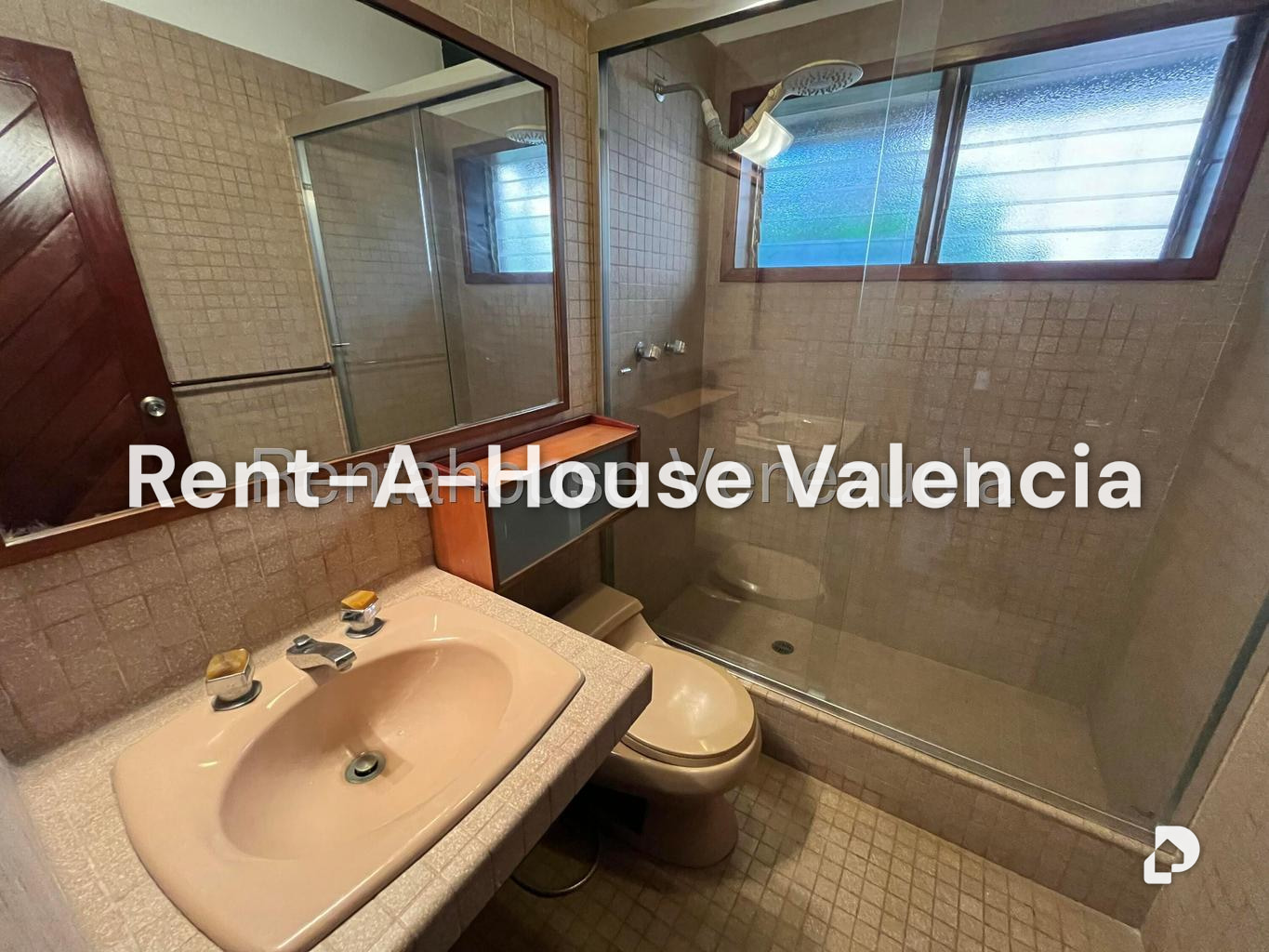 Casa en Guataparo Country Club, Valencia – 55