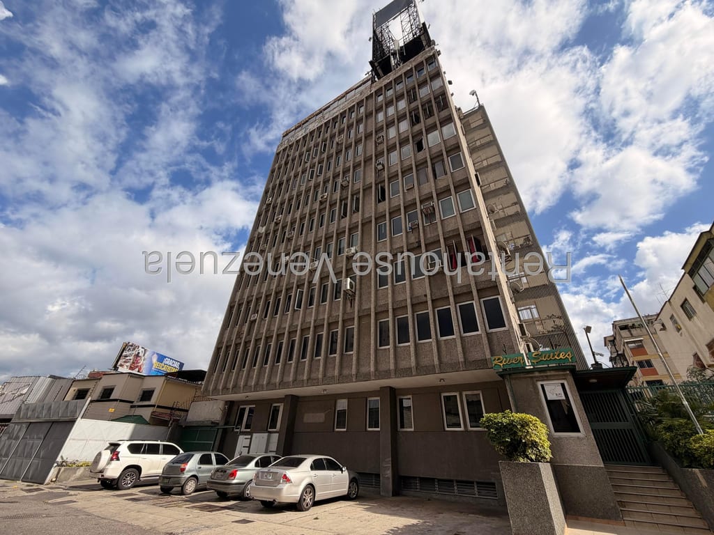 Local comercial en Bello Monte, Caracas - 1